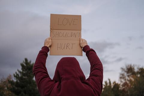 love shouldn't hurt