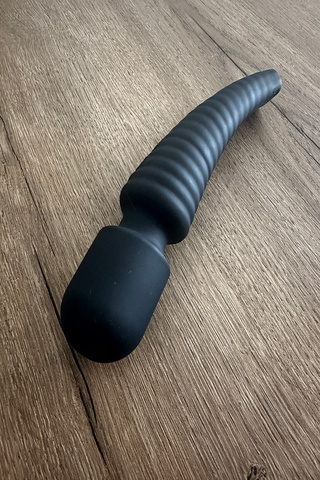 vibratore dream wand nero della marca lovehoney in morbido silicone